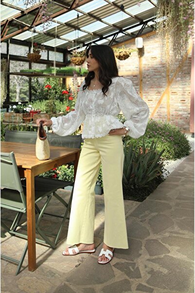 Havoş White Daisy Lace Blouse
