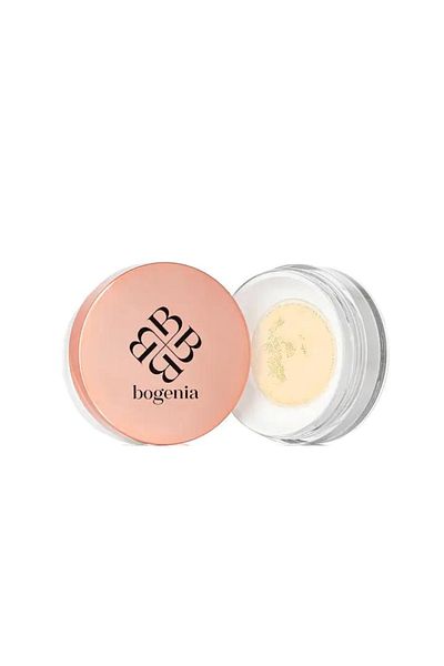 Bogenia Angelique Banana Makeup Fixing Powder from Bogegna BG642.002