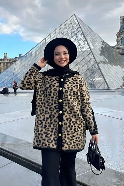 MOD10 Cardigan din tricotaj leopard