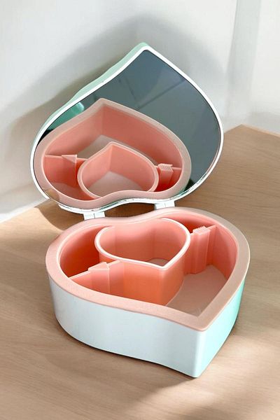 TAKIŞTIR White Color Heart Figured Mirrored Jewelry Organizer