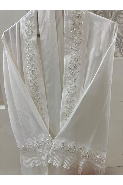 Gerenic Taffeta makeup robe, one piece, off-white