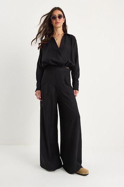 Bianco Lucci Women V Neck Elastic Waist Crop Pocket Detail Loose Pants Set Bottom-Top B2199 60283369