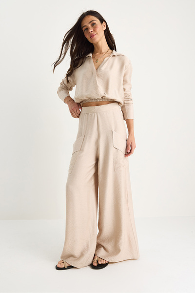 Bianco Lucci Women V Neck Elastic Waist Crop Pocket Detail Loose Pants Set Bottom-Top B2199 60283369