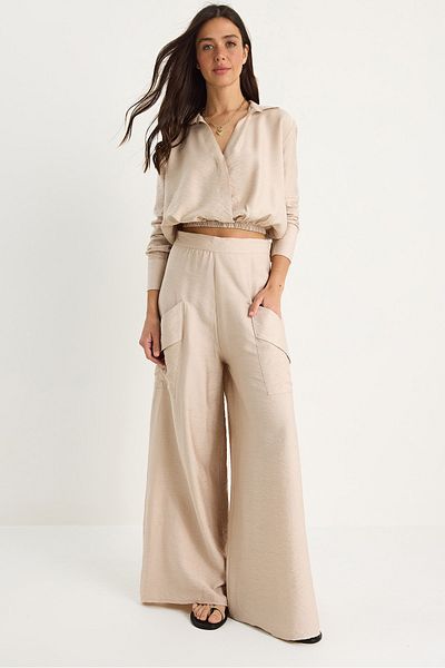 Bianco Lucci Women V Neck Elastic Waist Crop Pocket Detail Loose Pants Set Bottom-Top B2199 60283369