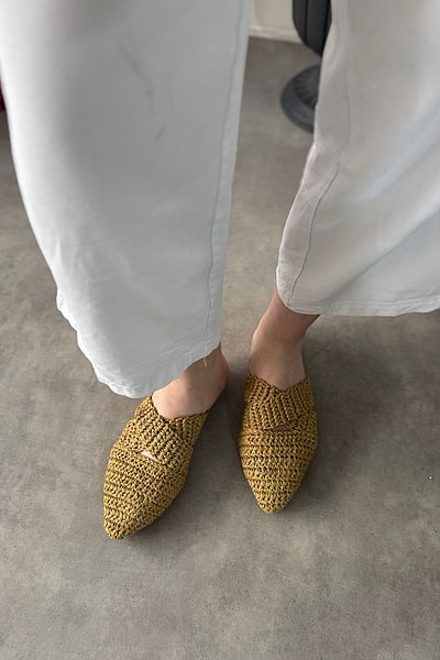 SHOEBELLAS Mens Mink Knit Detailed Women's Slippers
