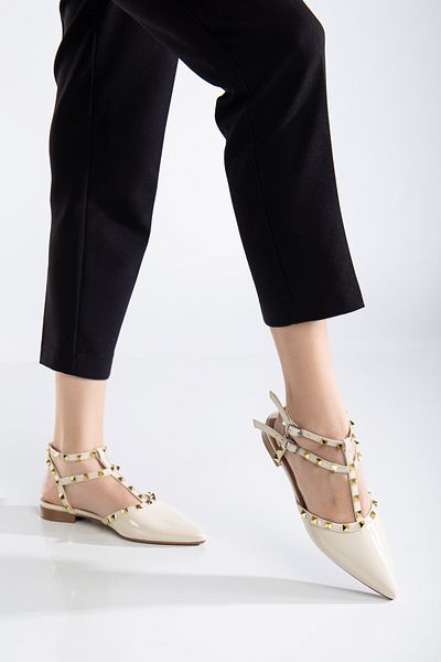 MS SUGAR SHOES Women's Patent Leather Stone Detailed Flat Sole Ballerina Shoes