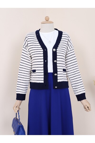 HİJABAYA Buttoned Pocket Detailed Thin Striped Knit Cardigan
