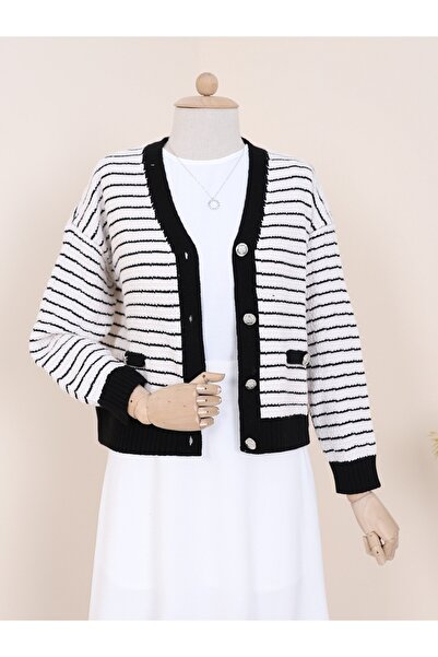 HİJABAYA Buttoned Pocket Detailed Thin Striped Knit Cardigan