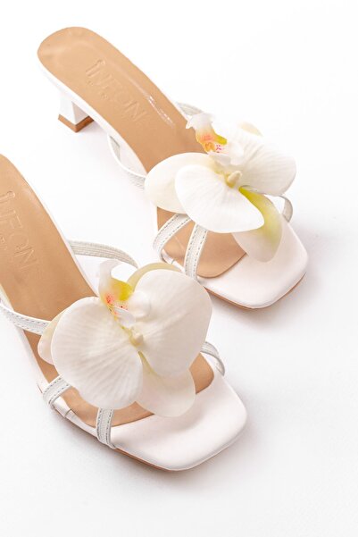 infon shoes creation S-622 White Orchid Detailed Thin Heeled Women's Slippers