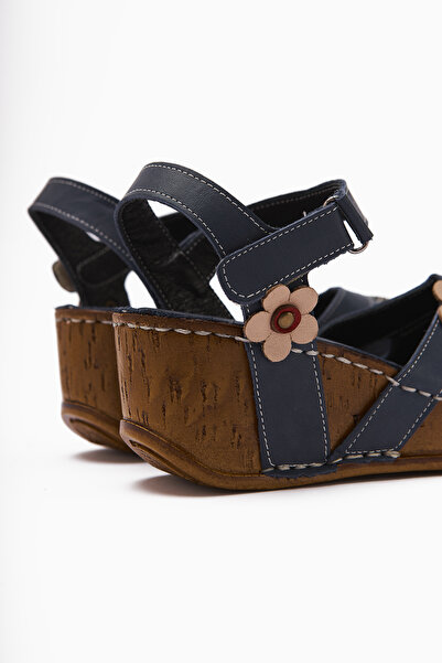 Limoya Genuine Leather Katlyn Flower Detailed Closed Toe Wedge Heeled Women's Sandals