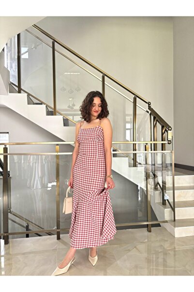 Sude Kızanlıklı فستان السمكة من القماش القطني المربوط