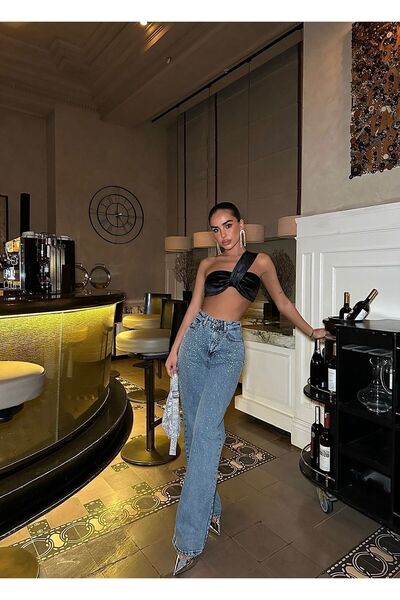 Özman Butik Palazzo Jean مع تفاصيل حجرية مفرشة في الأمام