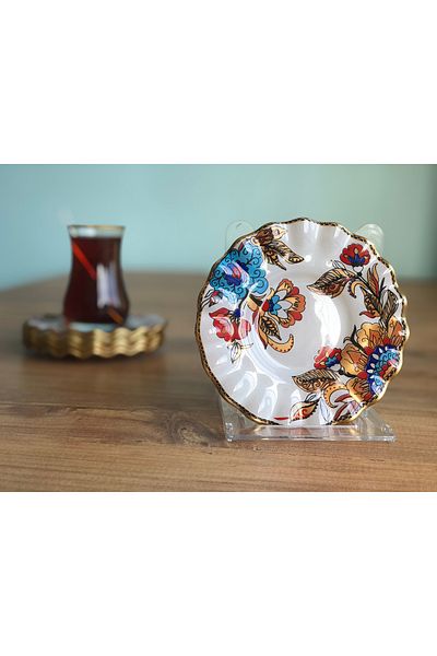 B&M White Flower Patterned Curved Tea Plate 6 Pieces