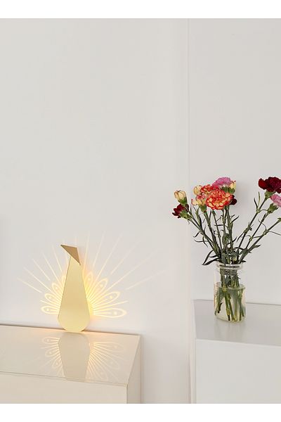 sharpdo Peacock Opening Screen Art Wall Lamp