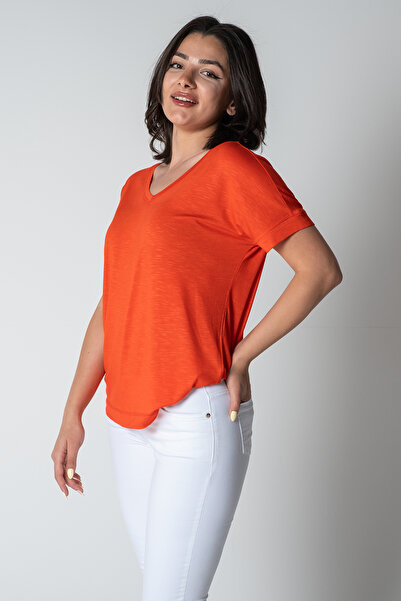SCREENSHOT Viskon Kumaş V Yaka Kadın Tişört - Rahat , Yumuşak ve Şık Tasarım ...