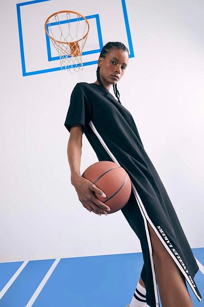 DeFacto B9962 Black Defactofit Nba Los Angeles Lakers Oversize Wide Fit Pique Midi Dress