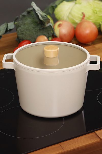 Prima Nova 26cm Beige Cast Aluminum Deep Pot - Fika Design with Glass Lid