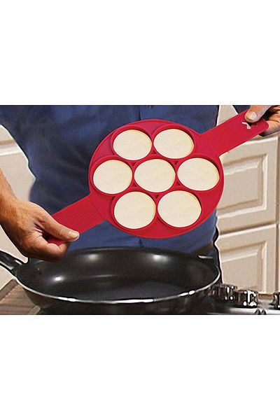 BOEM Silicone mold with 7 compartments, for cooking eggs and pancakes, Diameter 23 cm, Red