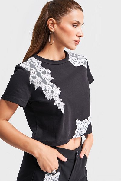 its basic Women's Black Color White Lace Detailed Design 100% Cotton T-Shirt