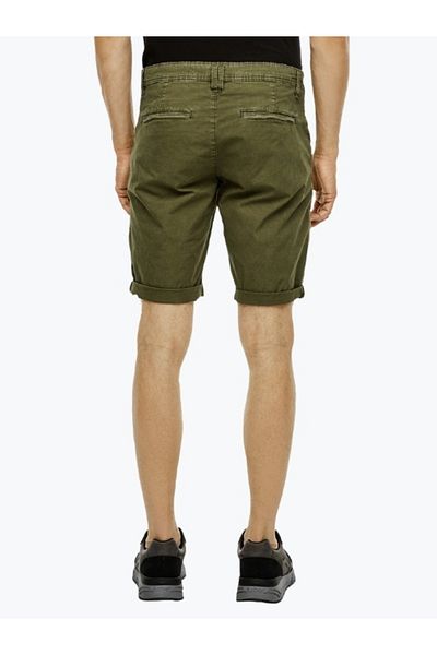 QS by s.Oliver John Men's Shorts with Mid Waist and Regular Fit, Green