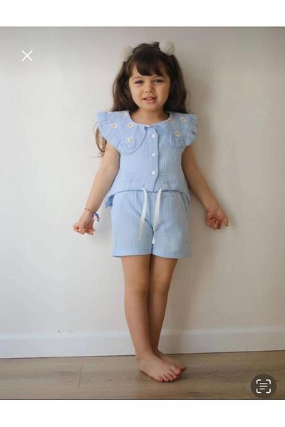 Fil Kids Girl's Blue Denim Cotton Fabric Shorts Ruffled Daisy Pattern Buttoned Zero Sleeve Bottom Top Set