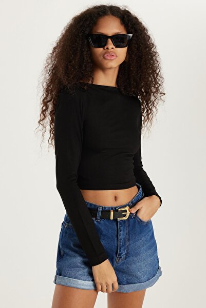 Tudors Women's Slim Fit Slim Fit Crew Neck Back Detailed Black Blouse