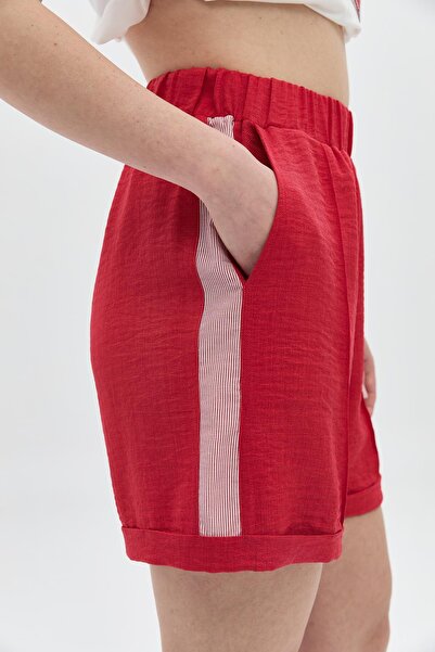 DAIDO Yanları Çizgi Şeritli Şort