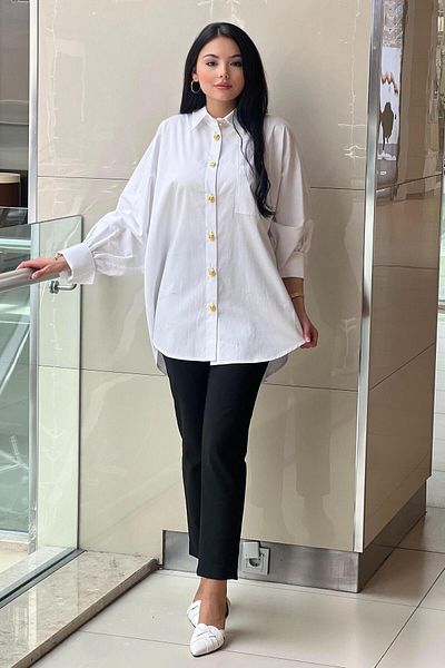 Ghisa Gold Button Cuff Bat Sleeve Cotton Shirt
