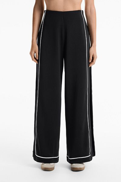 Oysho Contrast pleated trousers with soft-touch modal