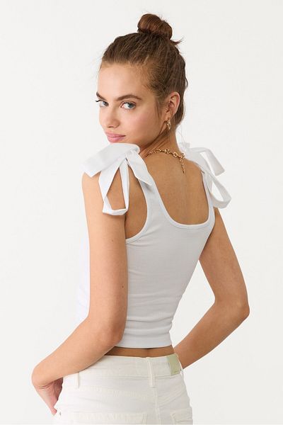 Stradivarius Contrast top with ties