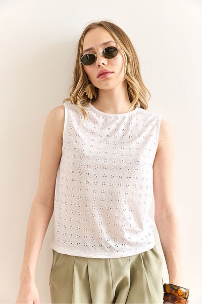 Olalook Women's Ecru Scallop Look Lycra Blouse Blz-19003000