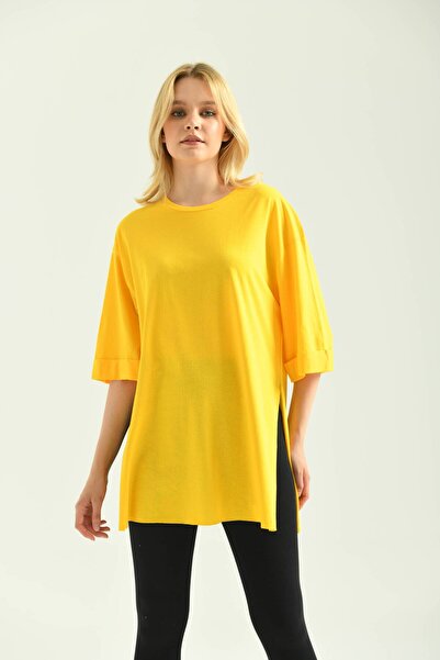 MOVİMENT Sarı Duble Kol Geniş Kesim Asimetrik Yırtmaçlı Örme T-Shirt