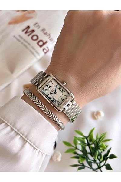 Lee Cooper 3 Atm Water Resistant Women Wrist Watch with Steel Mesh Cord Vs.Blkt.0248