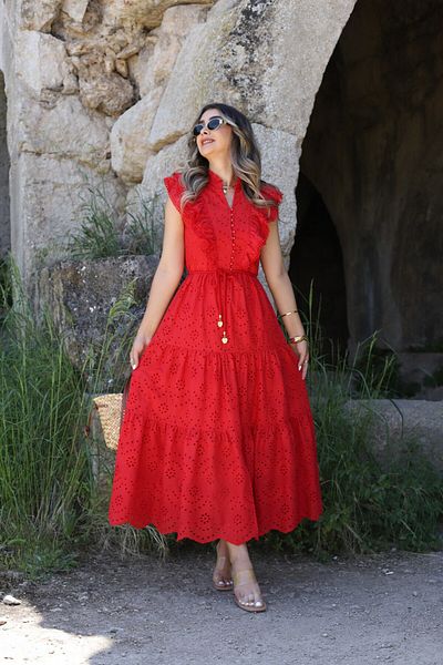bytugcekaya Red Ruffled Front Zero Sleeve Scallop Dress