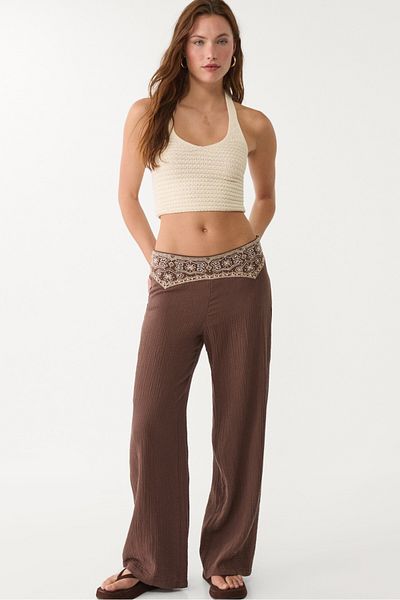 Stradivarius Loose-fitting trousers with textured embroidery