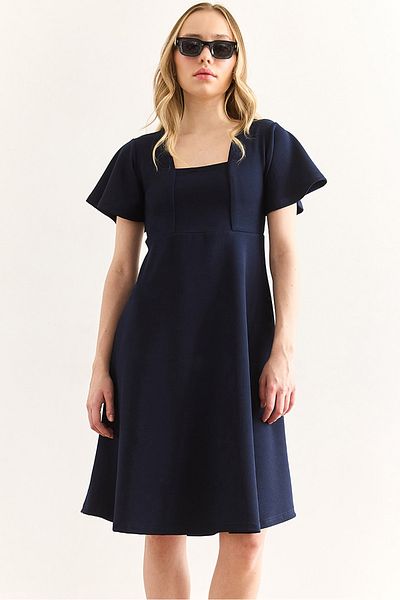 Olalook Γυναικείο φόρεμα Navy Blue με λεπτομέρεια Crepe Flared ELB-19002427
