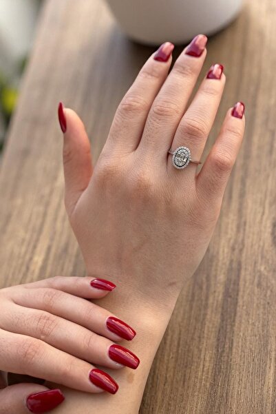 Utku Kuyumculuk 14 Ayar 0,42 Ct F Rengi Oval Baget Yüzük