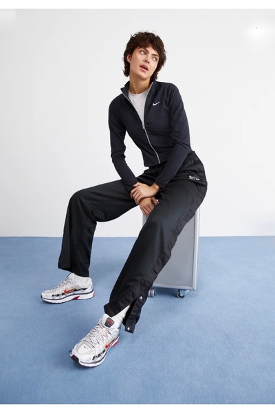 Nike Air Mid-Rise Breakaway Trousers Kenarları Çıtçıtlı Siyah Kadın Eşofman Altı