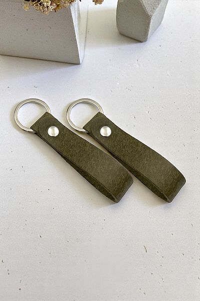 pepuza 2 Pack Genuine Leather Root Series Keychain Olive
