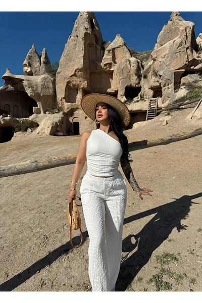 aytenli Asymmetric Collar One Shoulder Crop Top Elastic Waist Fitted Seersucker Suit with Pockets Palazzo Pants