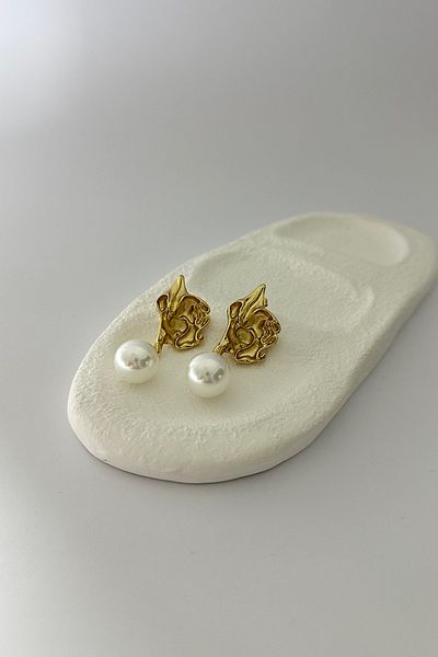 DELEIZA ACCESSORY Steel Dangle Pearl Detailed Gold Earrings