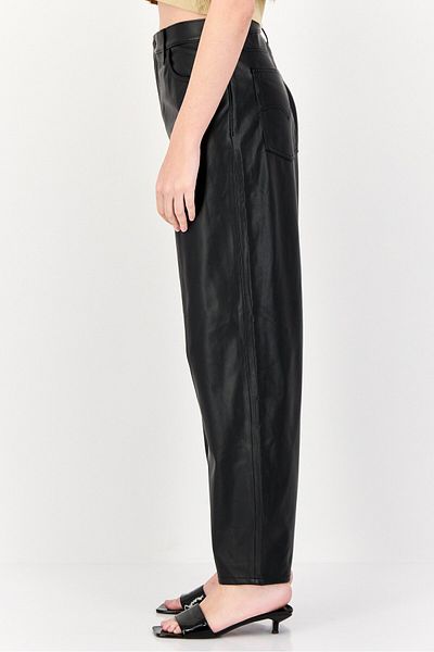 Levi's Women Regular Fit Solid Faux Leather Straght Leg Pants, Black