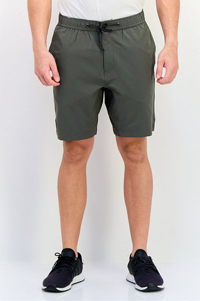 SKECHERS Men Sportswear Fit Outdoor Shorts, Olive
