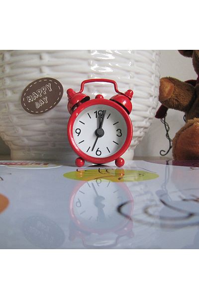 Choice Red Creative Cute Mini Metal Small Alarm Clock Electronic Home Children's Room Decoration Small Alar
