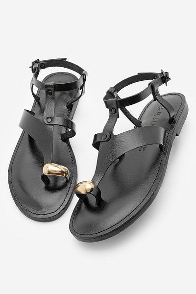 Marjin Women's Black Grated Leather Casual Sandals