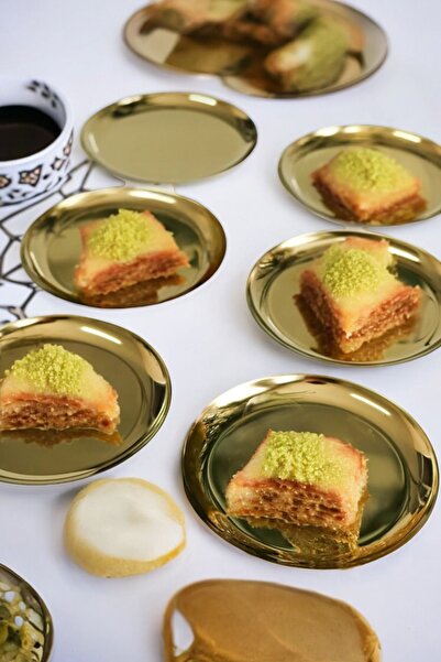 Akkoyunlu home 6'lı Metal Sunumluk Tatlı Çerez Servis Tabağı Gold 12 cm