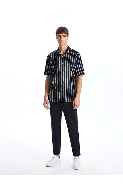 LC Waikiki Ανδρικό πουκάμισο LCW Vision Navy Blue Regular Fit με κοντό μανίκι ριγέ