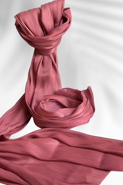Amine Hüma Βραδινό φόρεμα Janjan με σατέν υφή Dusty Rose Shawl