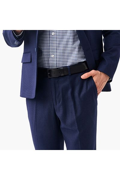 FAV Textured Leather Belt with Pin Buckle Closure