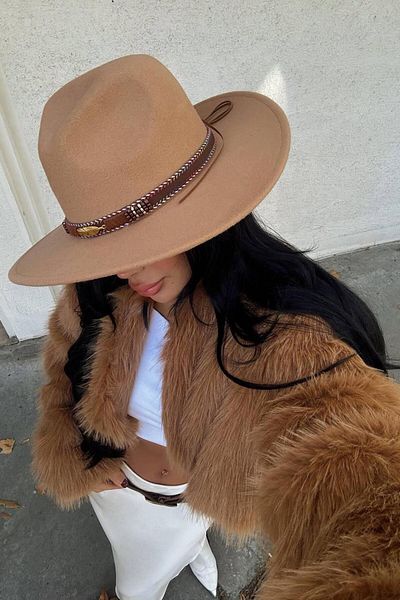 voilaromania Women's Hat